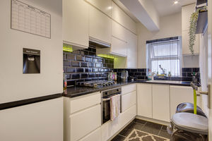 Kitchen- click for photo gallery